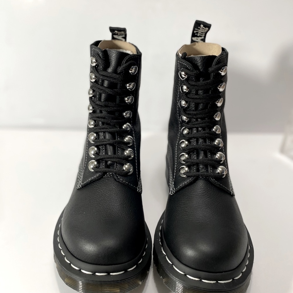 NEW DR MARTES 1460 PASCAL HARDWARE VIRGINIA - Picture 2 of 11